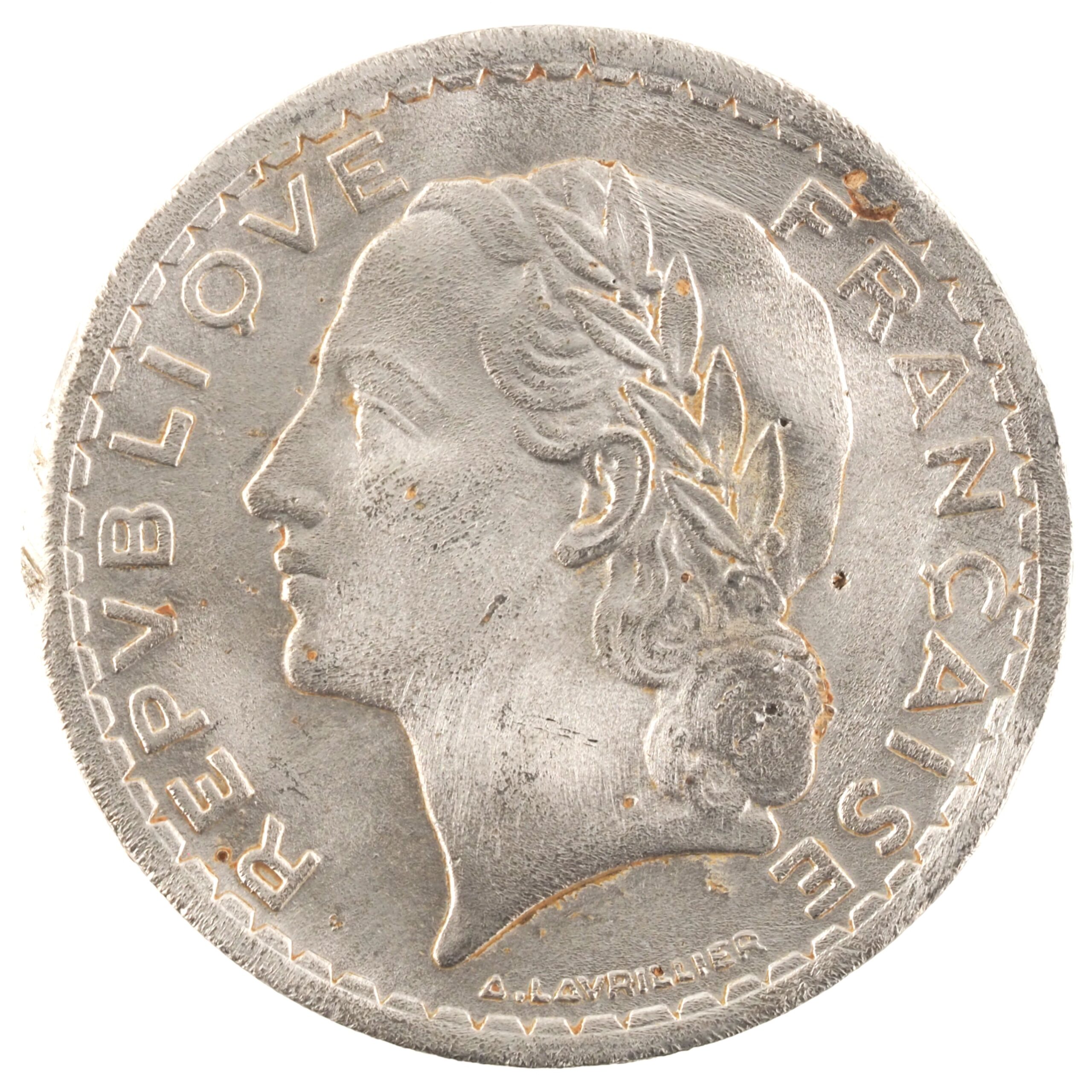 France - Pièce 5 Francs 1945 aluminium - Lavrillier (9 ouvert) – Image 2