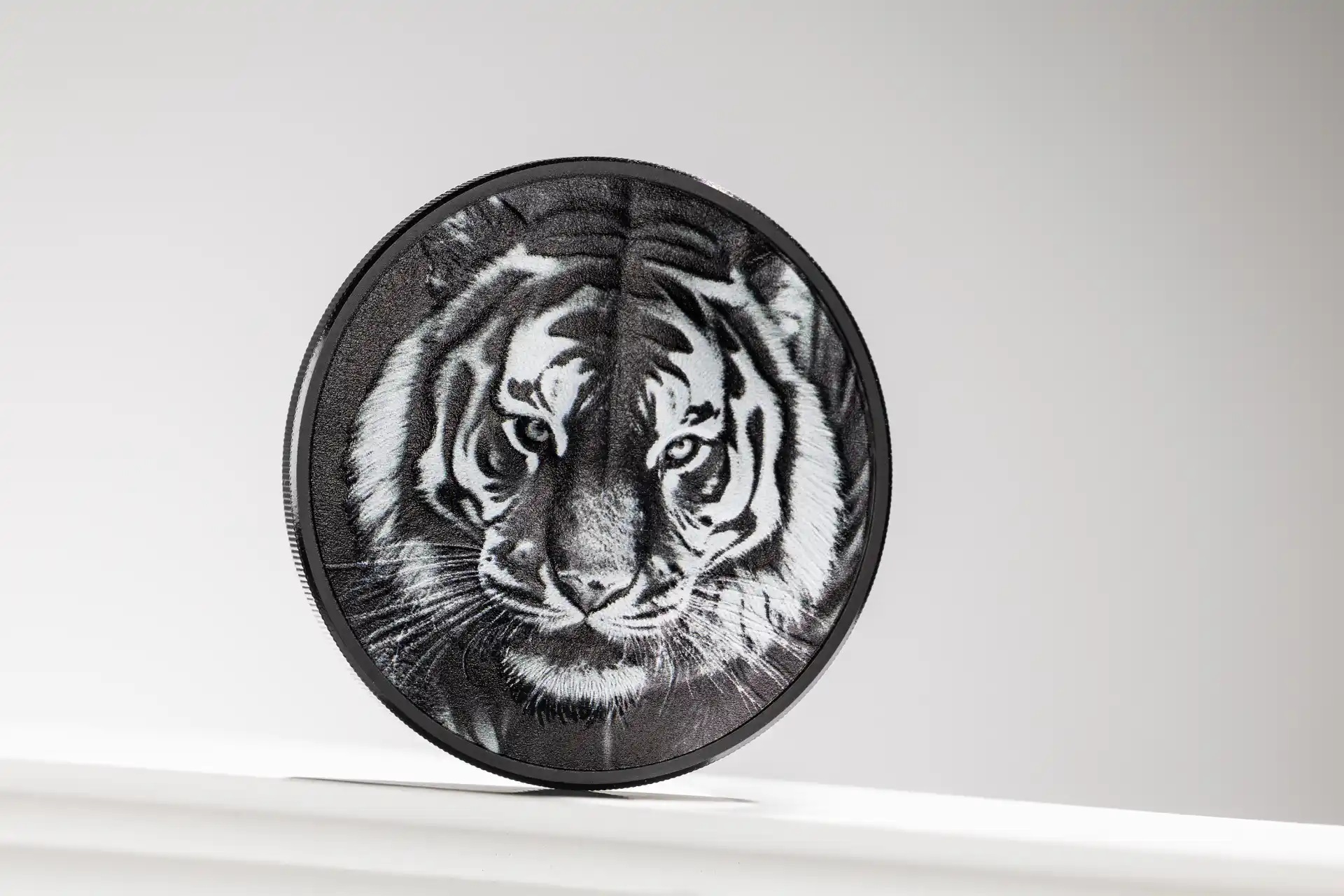 Iles Cook - Pièce 5 Dollars 2025 argent Noir obsidienne - Tigre – Image 9